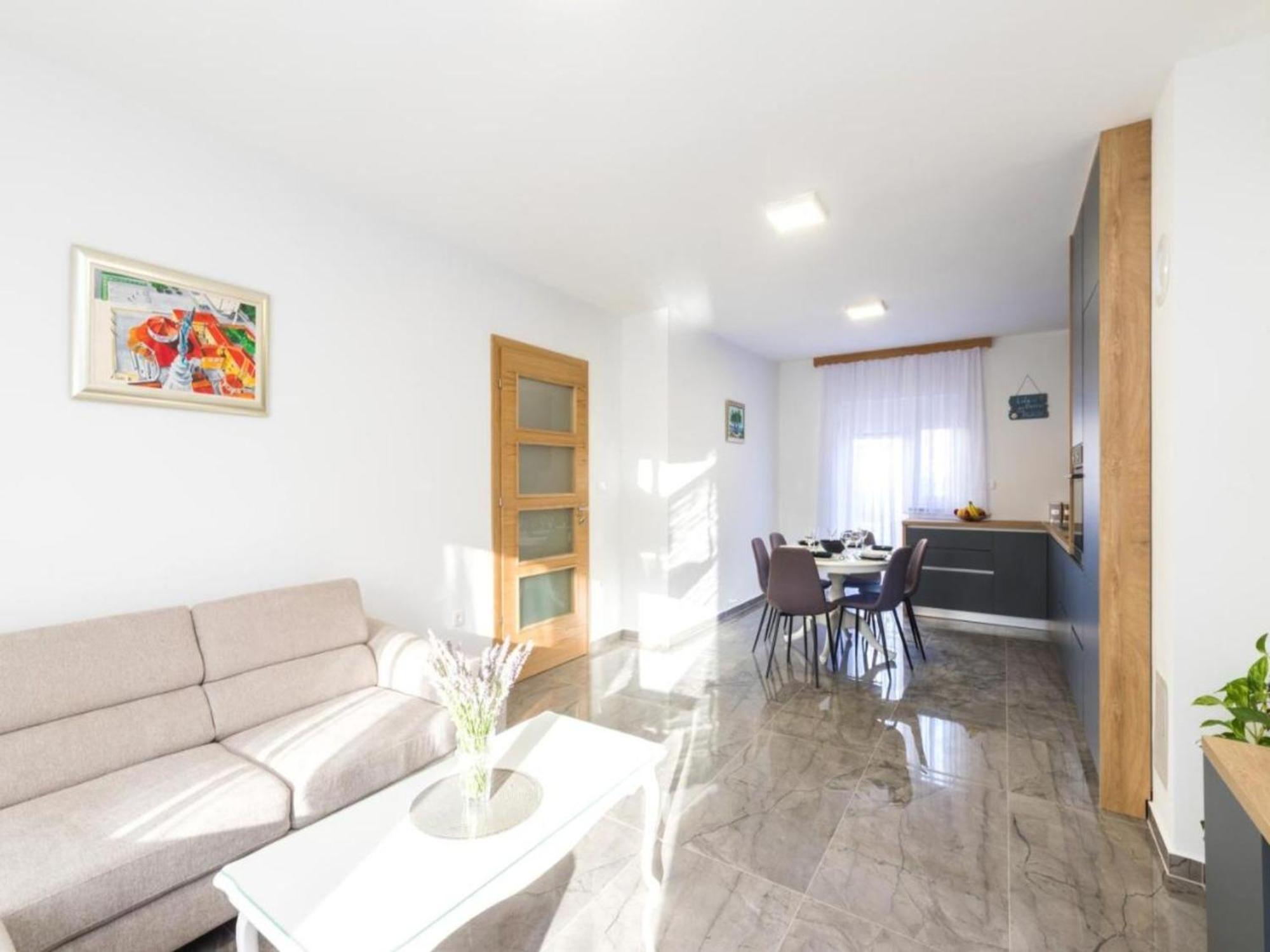 Mihael Holiday House زادار المظهر الخارجي الصورة